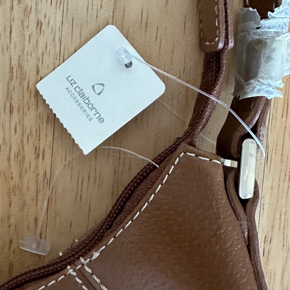 90’s Classic Tan Hobo Shoulder Bag - Picture 11 of 11